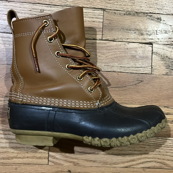 Bean Boots - Picture 2 of 9